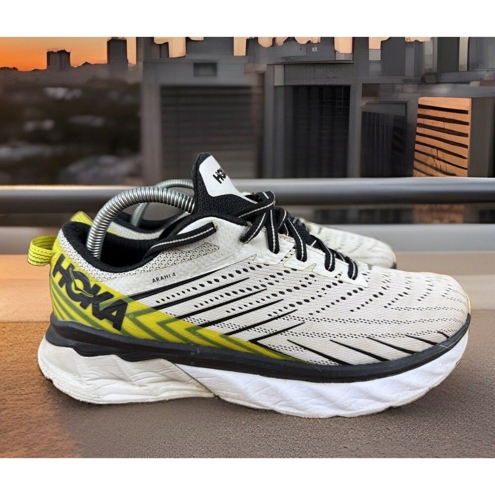 Hoka One One Arahi 4 White Black Yellow Running Shoes Mens Size 9 1106473NCAN